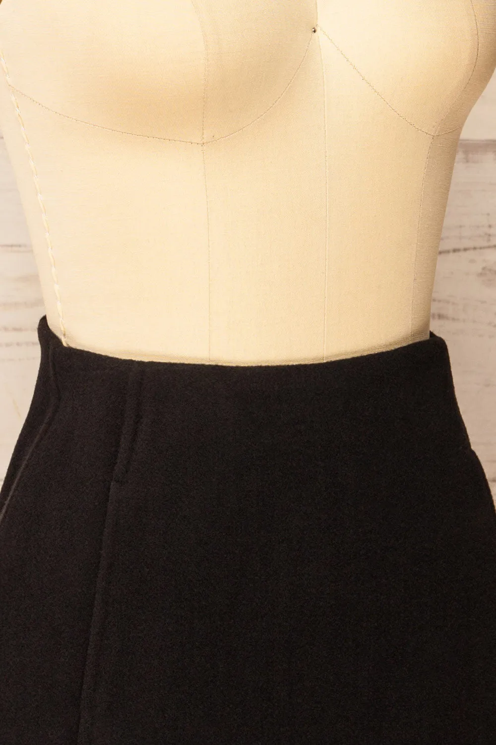 Aberforth Black | Short Felt Skirt w/ Pockets