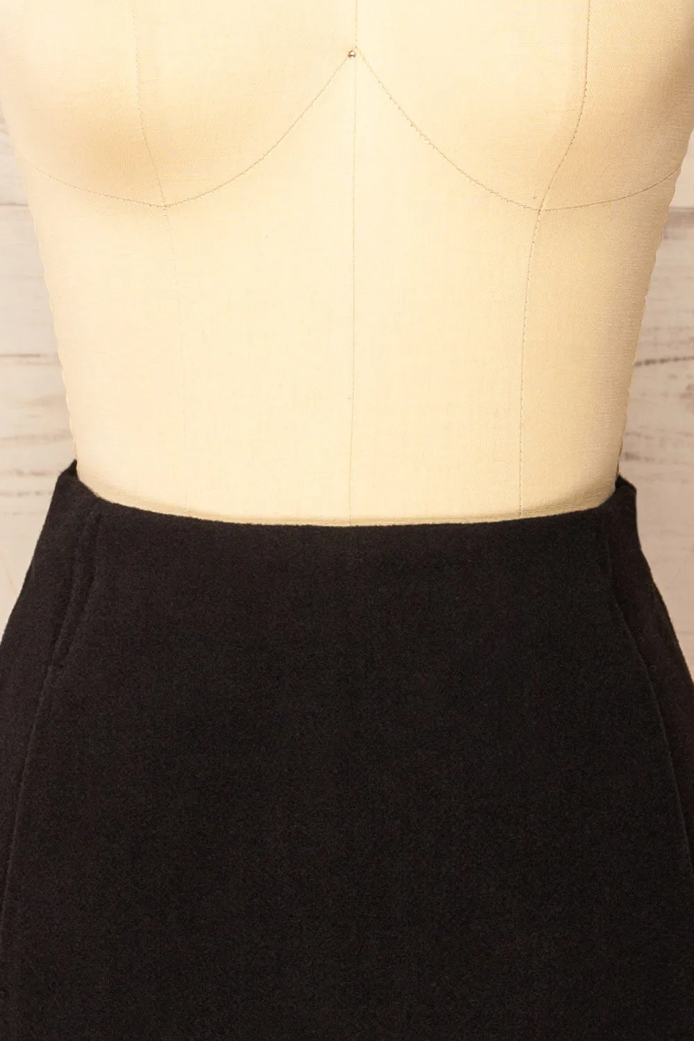 Aberforth Black | Short Felt Skirt w/ Pockets