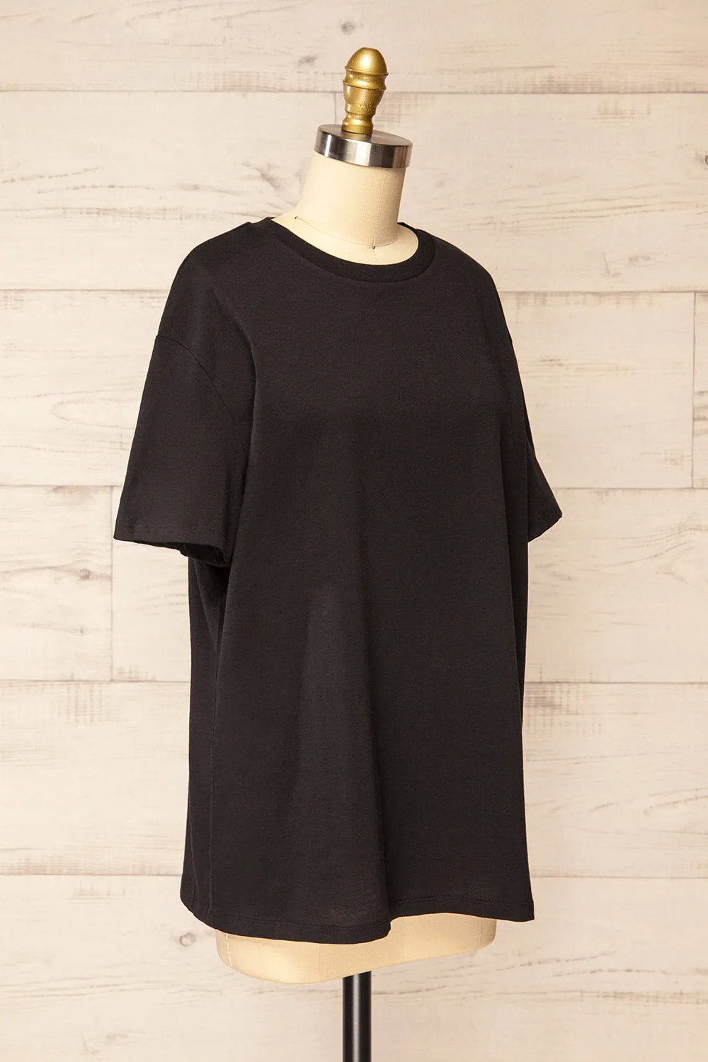 Akumi Black | Classic T-Shirt