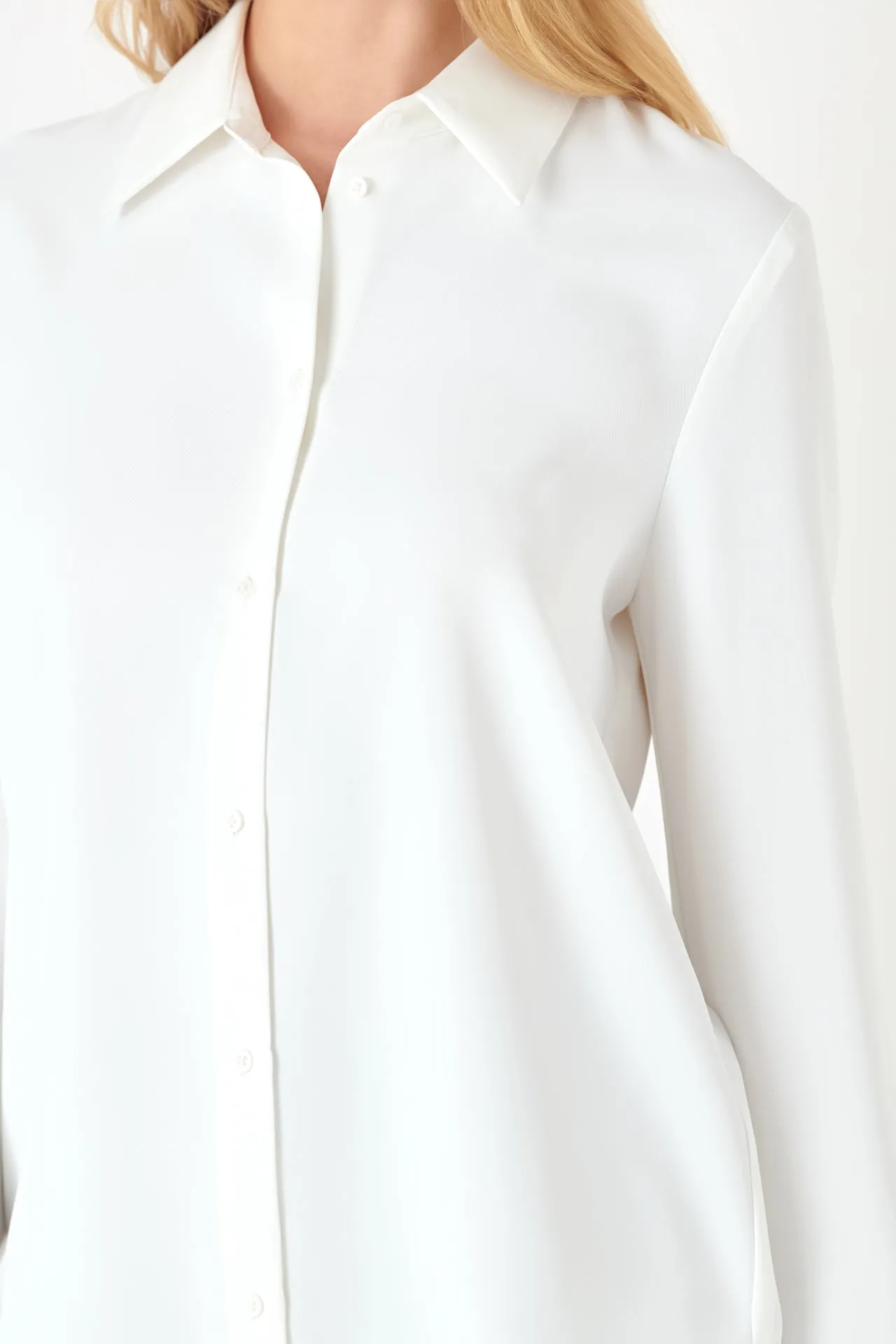 Lightweight Collared Dress Shirt