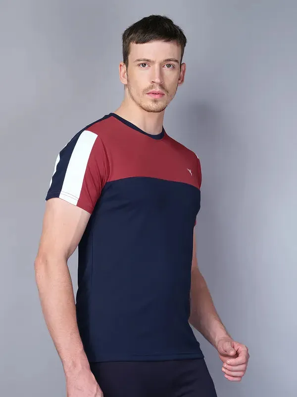 Men Colorblock Slim Fit Crew Neck T-shirt with TECHNO COOL