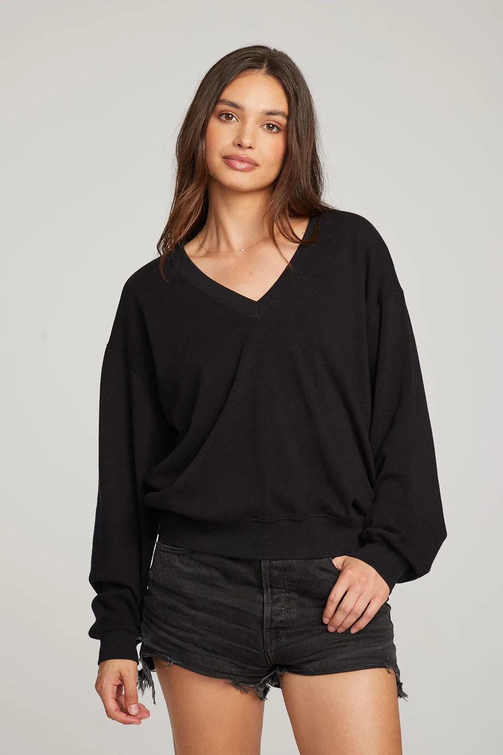 Poppy Black Pullover