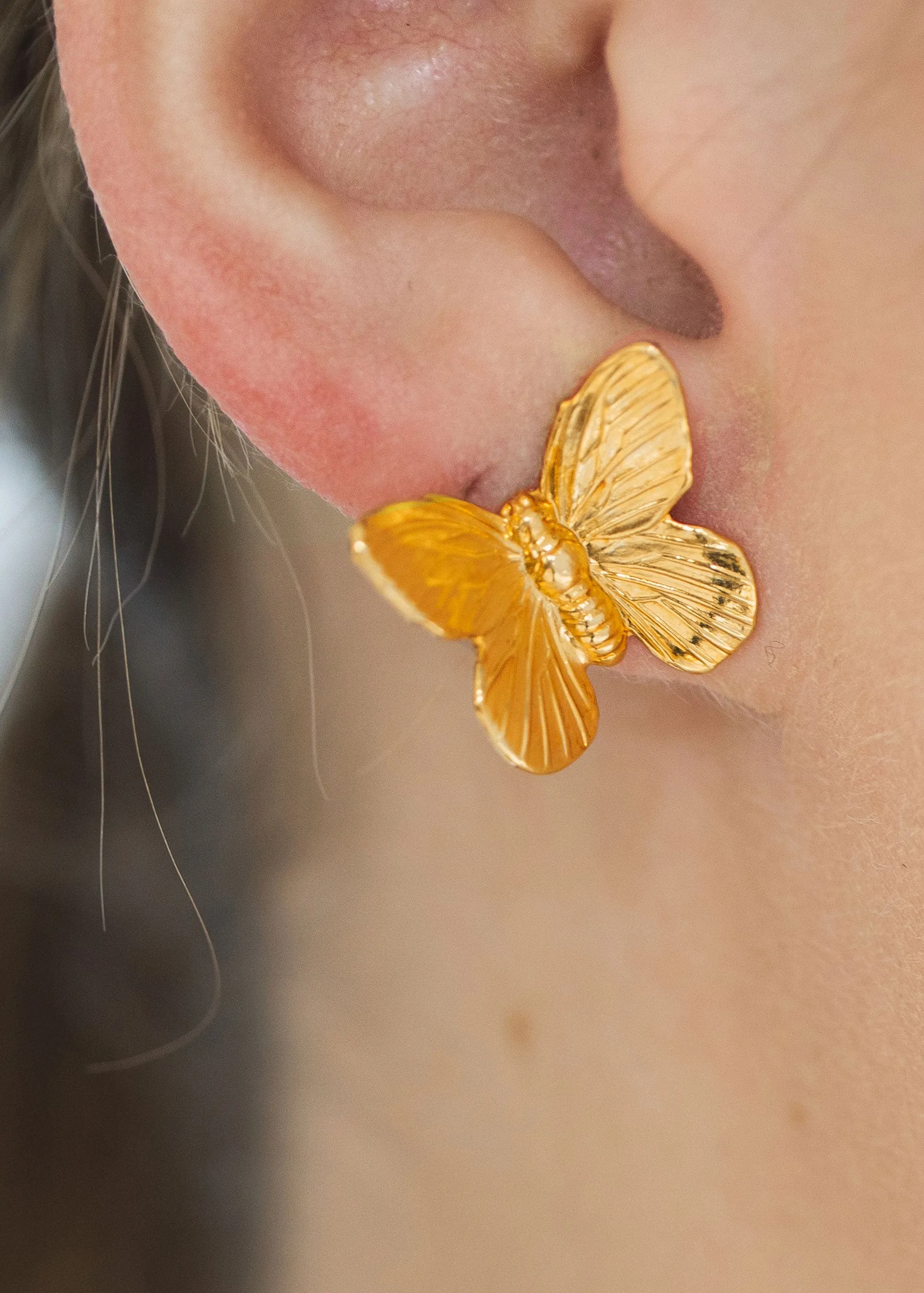 Prim Stud Earrings -- Gold