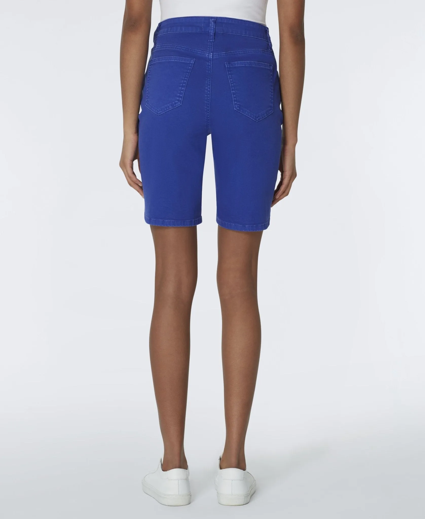 Westport Signature Shorts with Side Slit