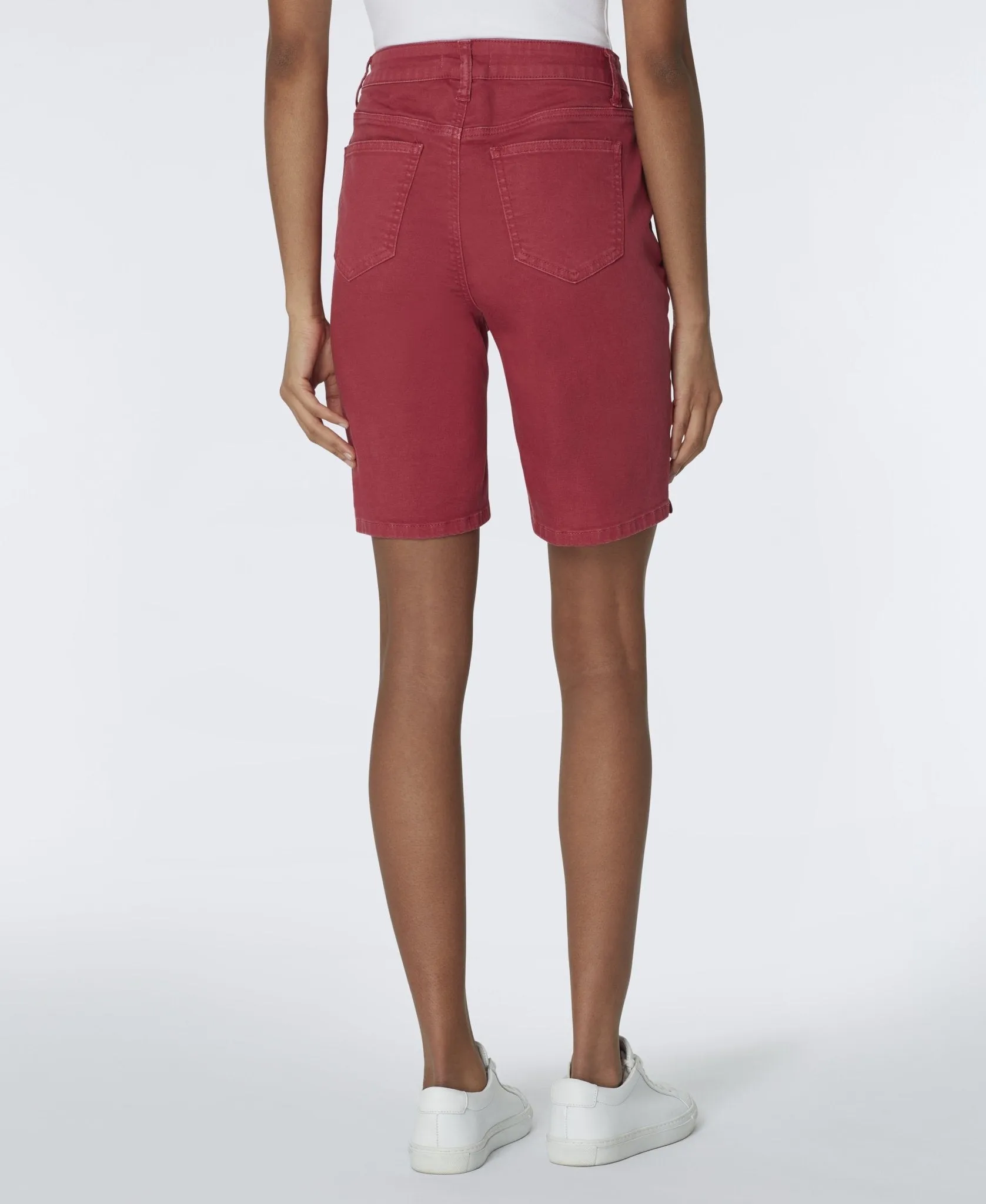 Westport Signature Shorts with Side Slit