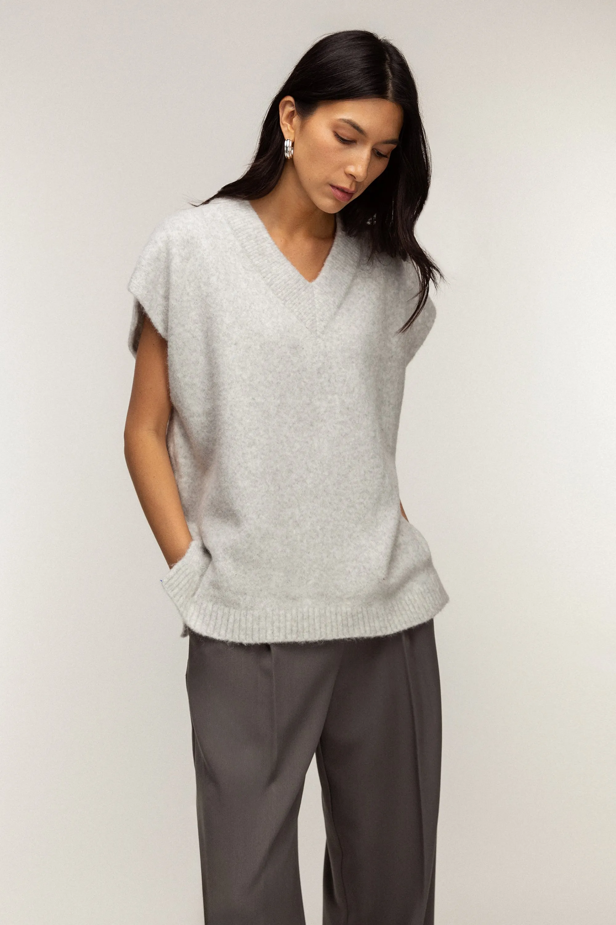 WOOL-BLEND KNIT VEST